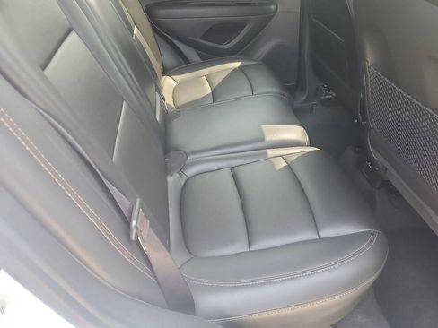Used 2020 Chevrolet Trax Premier AWD/4WD image 6