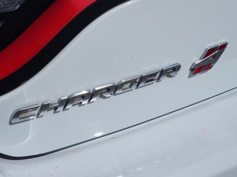 Used 2022 Dodge Charger SXT w/ Cold Weather Package AWD/4WD image 9