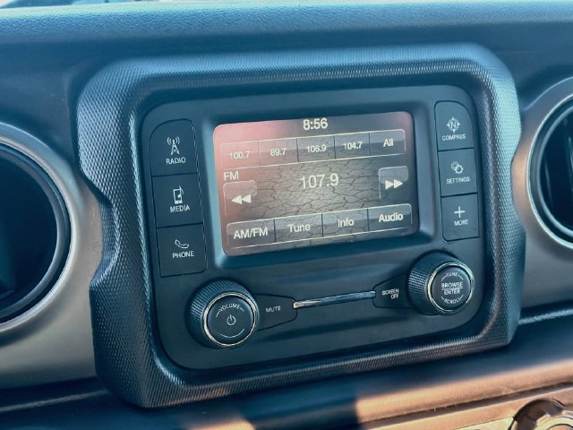 Used 2019 Jeep Wrangler Sport AWD/4WD image 15