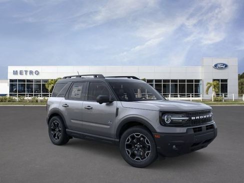 New 2025 Ford Bronco Sport Outer Banks w/ Outer Banks Tech Package+ AWD/4WD image 7