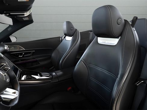 Used 2022 Mercedes-Benz SL 55 AMG 4MATIC image 27