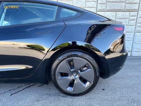 Used 2023 Tesla Model 3 Standard Range RWD image 10
