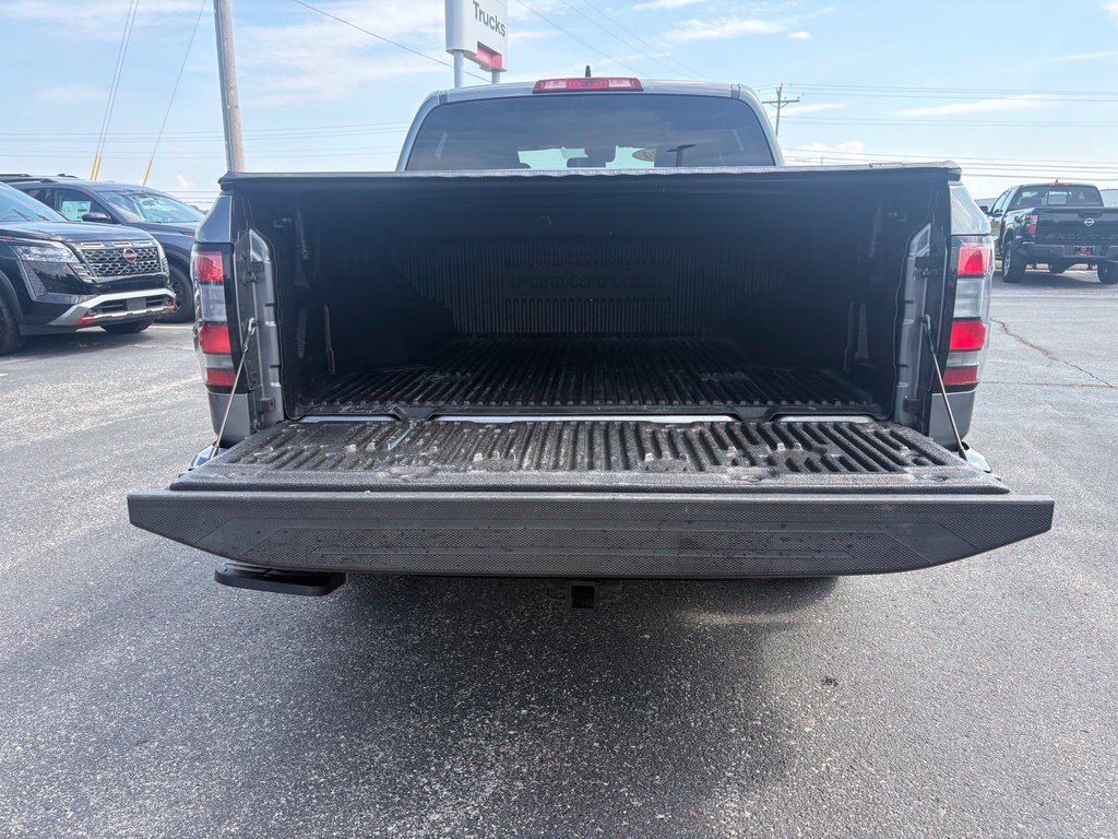 Used 2024 Nissan Frontier SV w/ Technology Package RWD image 15