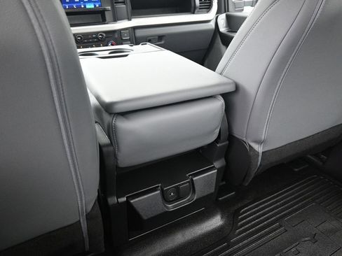 New 2026 Ford F350 XL w/ XL Chrome Package RWD image 21