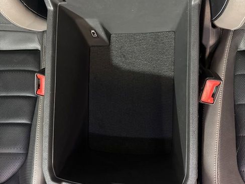 Used 2021 Volkswagen Atlas SEL Premium image 27