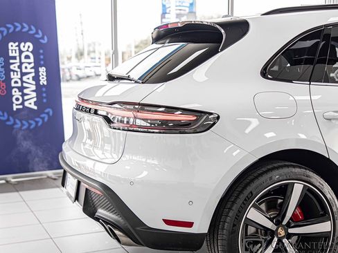 Used 2024 Porsche Macan S AWD/4WD image 12
