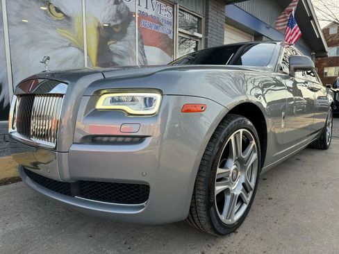 Used 2015 Rolls-Royce Ghost image 7