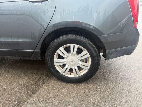 Used 2013 Cadillac SRX FWD image 16