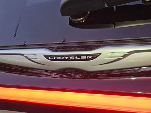 New 2026 Chrysler Pacifica Select image 33
