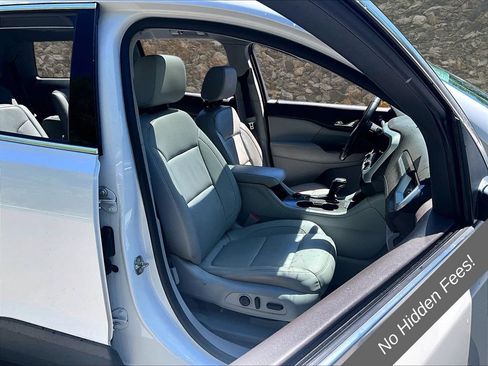 Used 2017 GMC Acadia SLT AWD/4WD image 7