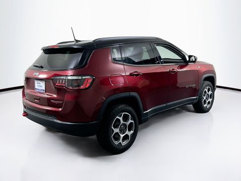 Used 2022 Jeep Compass Trailhawk w/ Trailhawk Convenience Group AWD/4WD image 5