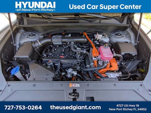 Certified 2023 Hyundai Santa Fe Limited AWD/4WD image 15