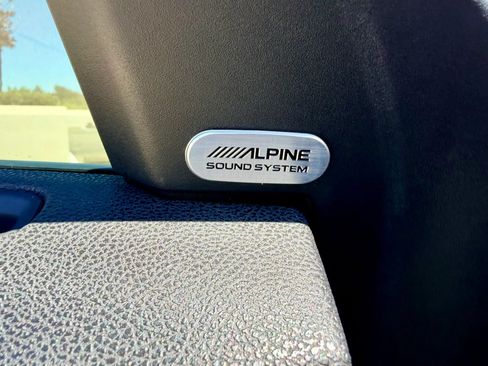 Used 2019 Dodge Charger Scat Pack RWD image 24