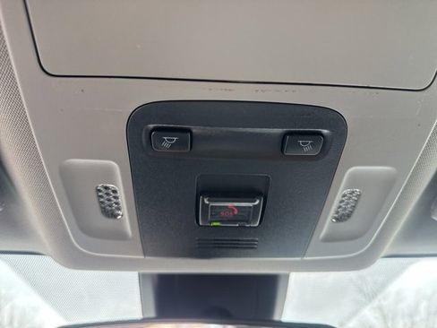 Used 2021 Toyota Camry LE image 31