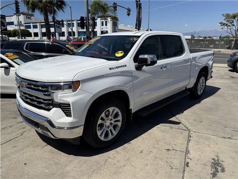 Used 2023 Chevrolet Silverado 1500 LTZ RWD image 3