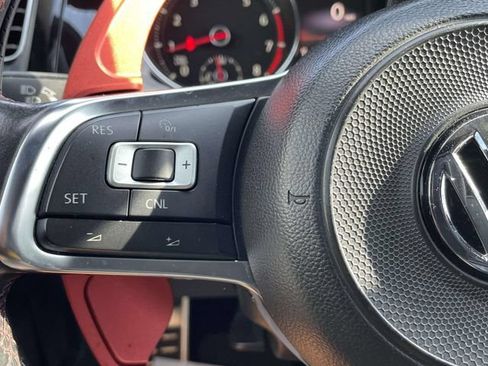 Used 2018 Volkswagen GTI S FWD image 23