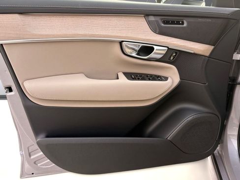 New 2026 Volvo XC90 B6 Plus w/ Protection Package Premier image 22