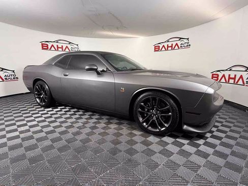 Used 2020 Dodge Challenger R/T Scat Pack w/ Driver Convenience Group RWD image 20
