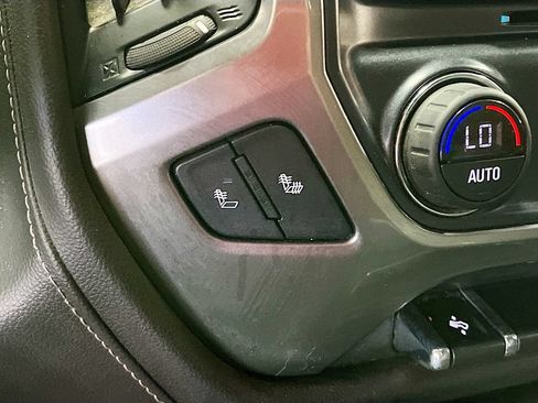 Used 2018 Chevrolet Silverado 1500 LTZ Z71 w/ LTZ Plus Package AWD/4WD image 21