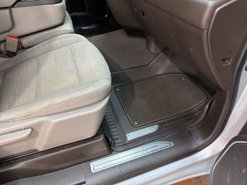 Used 2022 Chevrolet Silverado 1500 LT w/ Protection Package image 12