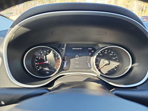 Used 2020 Jeep Compass Limited w/ Safety & Security Group image 23