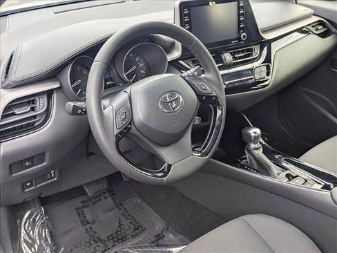 Used 2022 Toyota C-HR Nightshade image 9