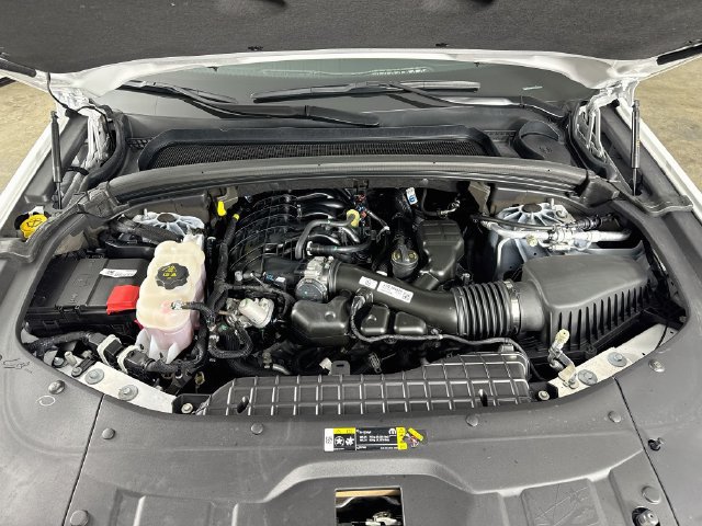 Used 2023 Jeep Grand Cherokee Limited w/ Luxury Tech Group II AWD/4WD image 37