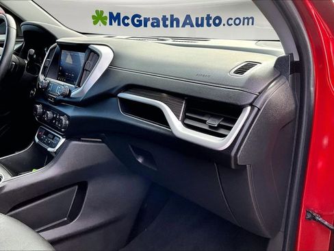 Used 2022 GMC Terrain SLT w/ Infotainment Package II image 25