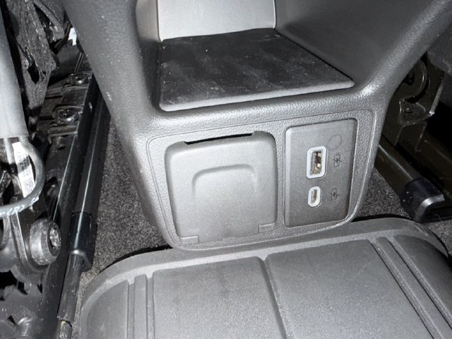 Used 2022 Chevrolet TrailBlazer LT w/ Convenience Package AWD/4WD image 25