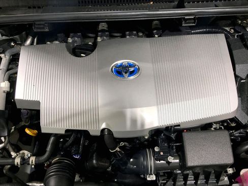 Used 2021 Toyota Prius Prime LE FWD image 33