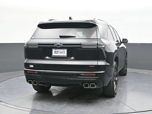Used 2024 Chevrolet Traverse RS w/ LPO, Floor Liner Package AWD/4WD image 12