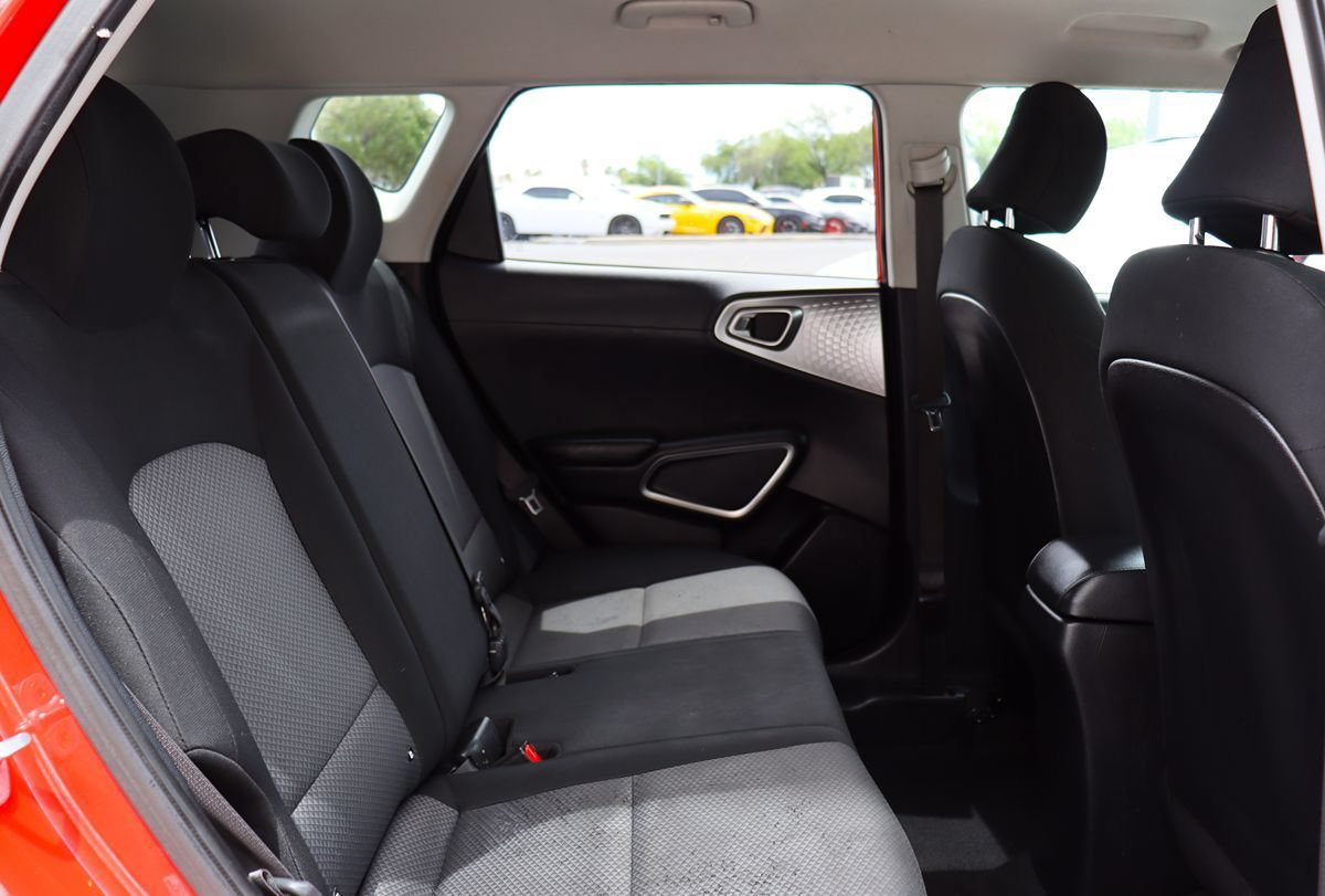 Used 2020 Kia Soul LX FWD image 27
