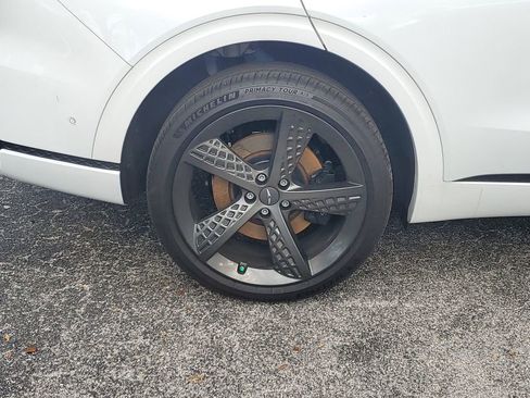 New 2025 Genesis GV70 3.5T Sport w/ Sport Advanced Package image 3