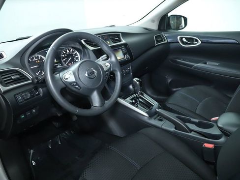 Used 2017 Nissan Sentra SR w/ Protection Package image 18