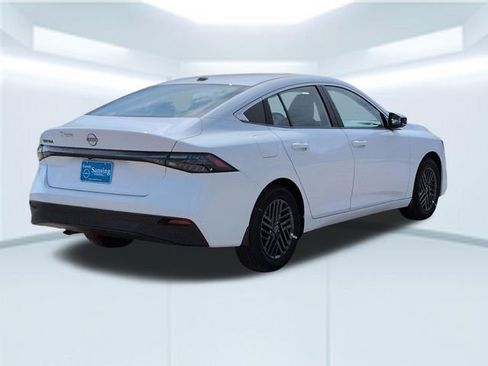 New 2026 Nissan Sentra SV w/ SV Convenience Package FWD image 6