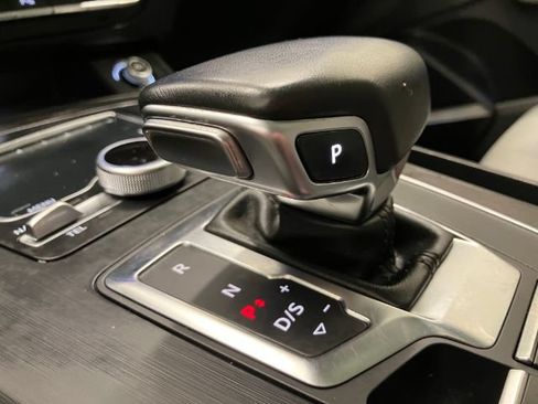 Used 2018 Audi Q5 Prestige w/ Prestige Package AWD/4WD image 38