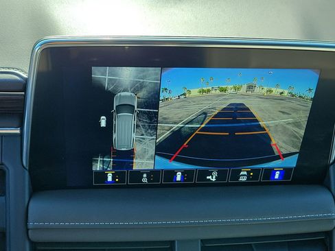 Used 2023 Chevrolet Tahoe Z71 w/ Luxury Package image 30