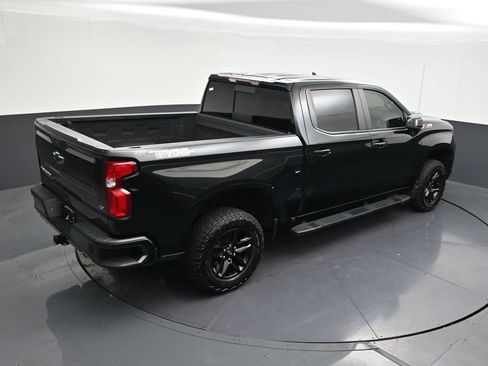 Used 2024 Chevrolet Silverado 1500 LT Trail Boss AWD/4WD image 19