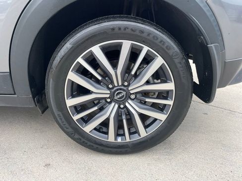 Certified 2024 Nissan Kicks SV FWD image 17