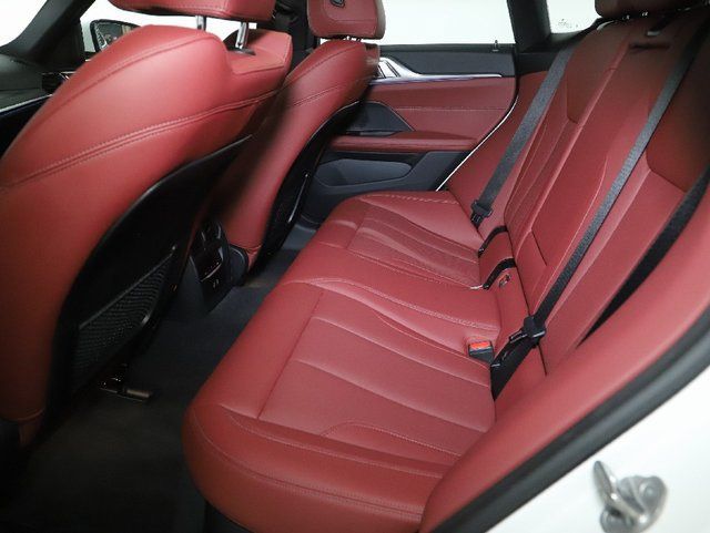 Used 2023 BMW i4 eDrive35 w/ Premium Package RWD image 17