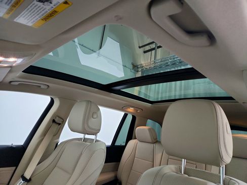 Certified 2025 Mercedes-Benz GLS 450 4MATIC image 23
