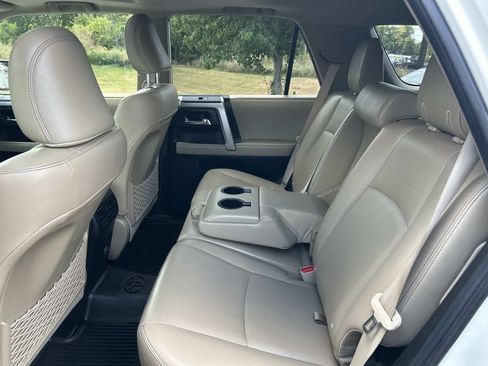 Used 2021 Toyota 4Runner Limited AWD/4WD image 25