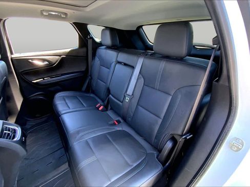Used 2022 Chevrolet Blazer LT w/ LPO, Black Accent Package FWD image 21