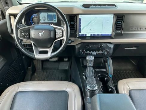 Used 2023 Ford Bronco Wildtrak AWD/4WD image 14