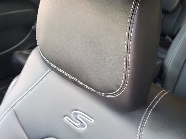 New 2026 Chrysler Pacifica Select w/ S Appearance Package FWD image 10