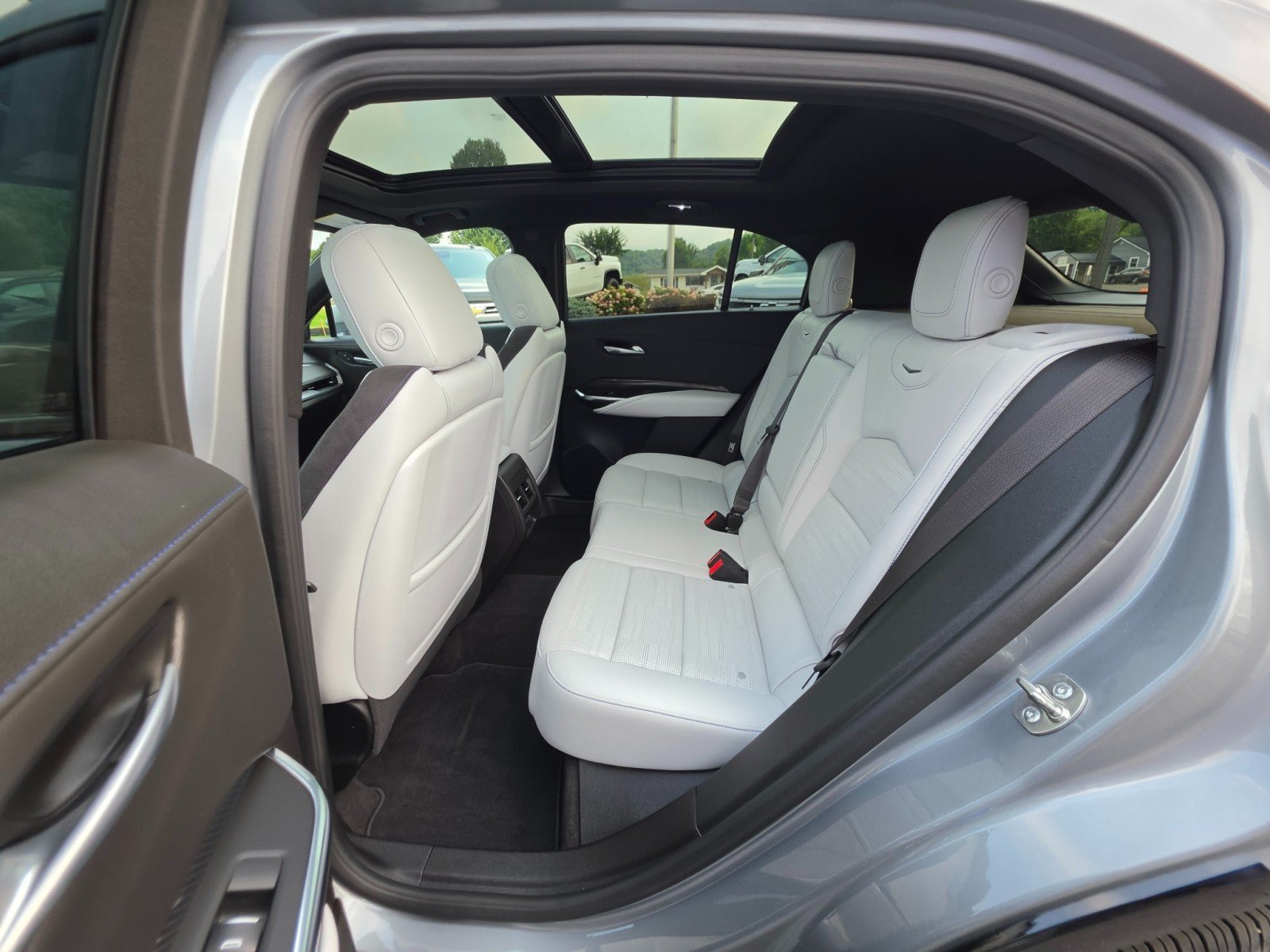 Used 2024 Cadillac XT4 Sport AWD/4WD image 22
