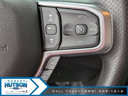 New 2026 RAM 5500 Tradesman w/ Chrome Appearance Group AWD/4WD image 14