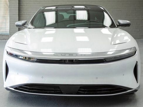 Used 2022 Lucid Air Grand Touring image 5