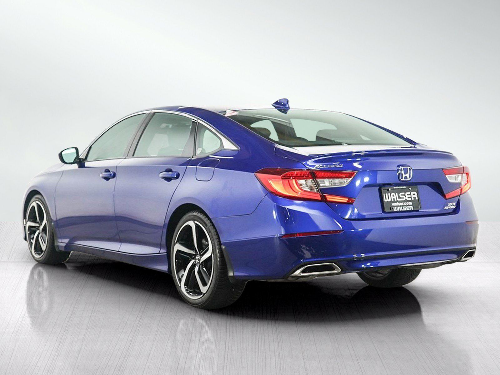 Used 2020 Honda Accord Sport image 3