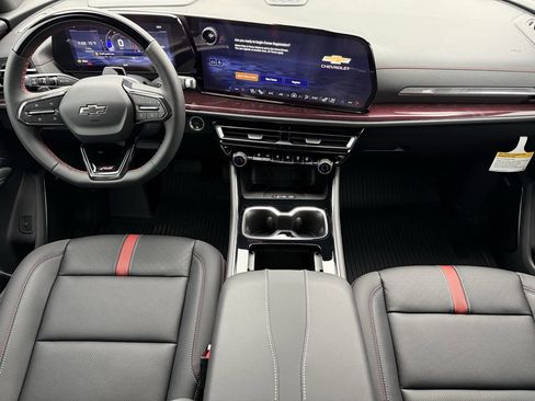 New 2026 Chevrolet Traverse RS image 10